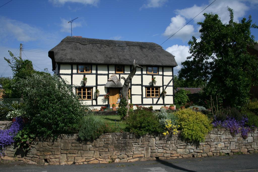 The Cobblers Bed And Breakfast Bishampton Eksteriør bilde